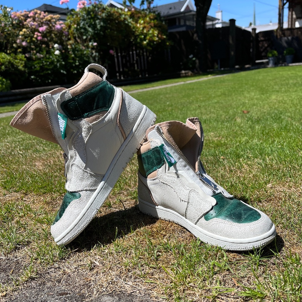 Air Jordan 1 Retro High Zip